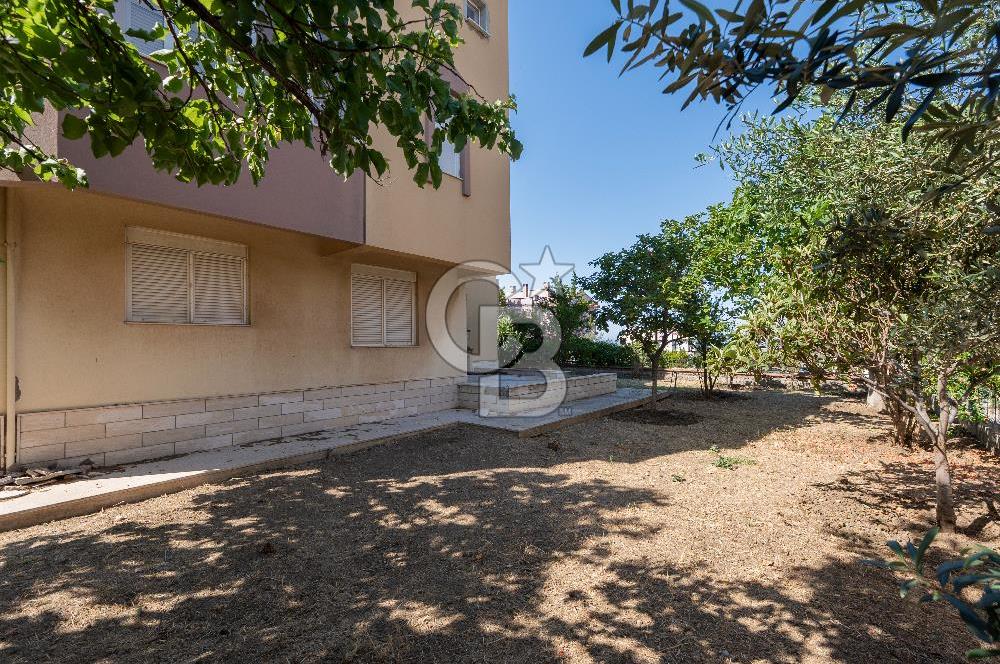 Villakentte Muhteşem Konumlu Satılık Triplex Villa