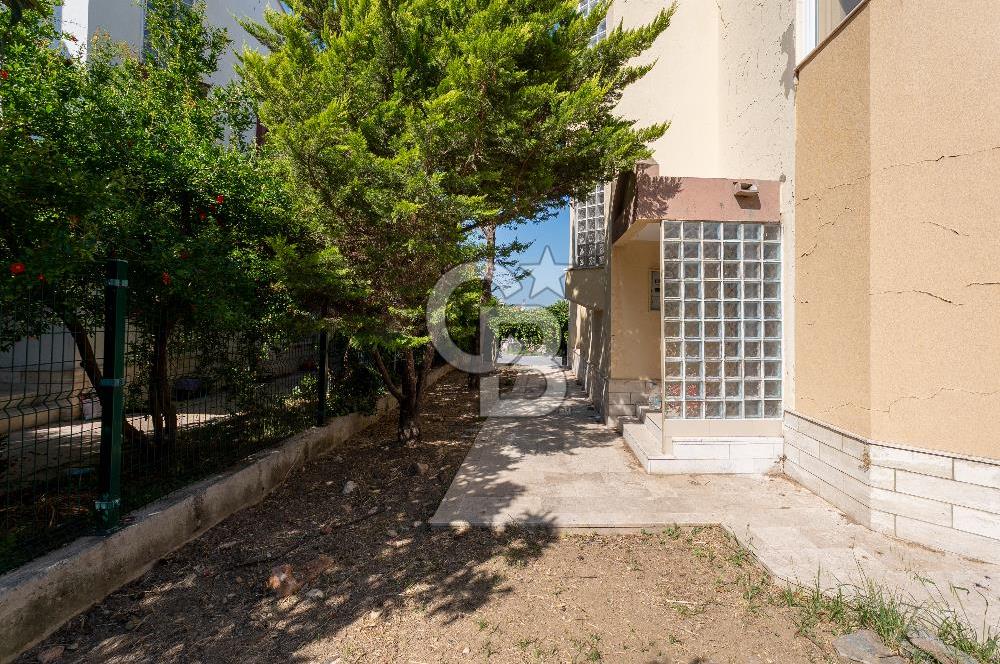 Villakentte Muhteşem Konumlu Satılık Triplex Villa