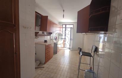 ÇANKAYA NERGİZ SOKAK'TA EN ÜST KAT 4+1 KİRALIK DAİRE