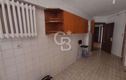 ÇANKAYA NERGİZ SOKAK'TA EN ÜST KAT 4+1 KİRALIK DAİRE