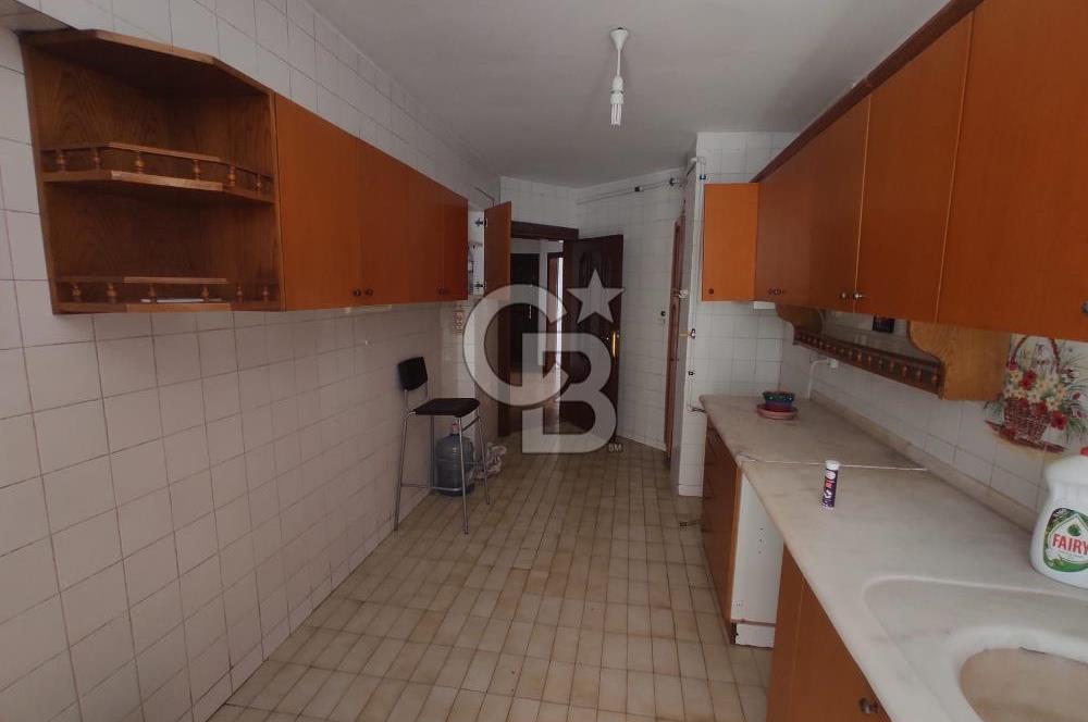 ÇANKAYA NERGİZ SOKAK'TA EN ÜST KAT 4+1 KİRALIK DAİRE