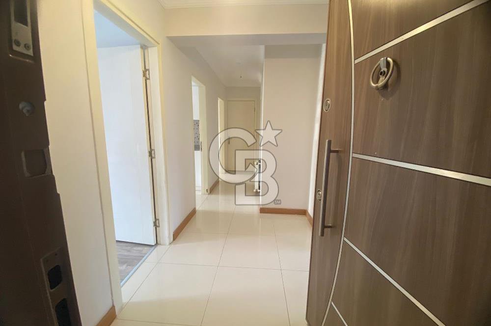 Güzelbahçe Yelki Güvenlikli Sitede Havuzlu Satılık 3+1 Daire
