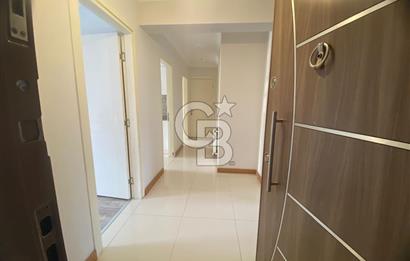 Güzelbahçe Yelki Güvenlikli Sitede Havuzlu Satılık 3+1 Daire