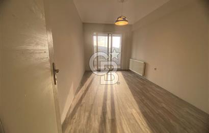 Güzelbahçe Yelki Güvenlikli Sitede Havuzlu Satılık 3+1 Daire