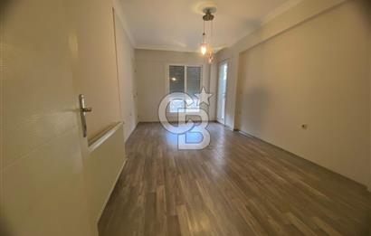 Güzelbahçe Yelki Güvenlikli Sitede Havuzlu Satılık 3+1 Daire