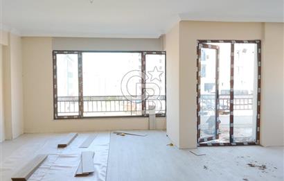 KARŞIYAKA'DA EŞSİZ MANZARALI 143 m² LÜKS 3+1 | YERDEN ISITMALI