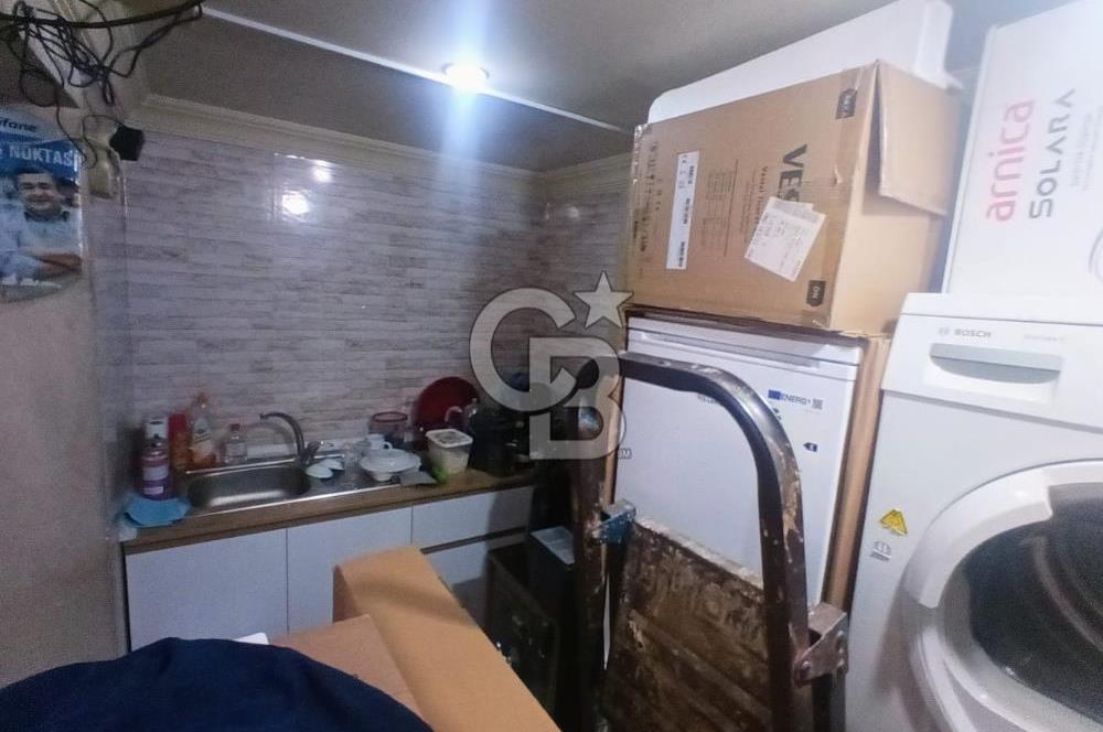 ÜSKÜDAR MERKEZ'DE DEVREN KİRALIK TİCARİ İŞLETME
