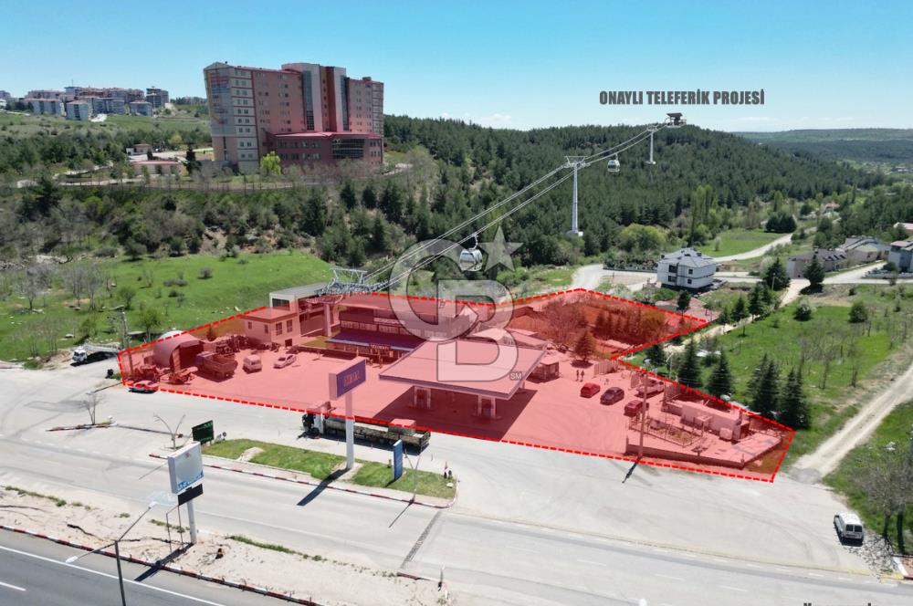 3.363 m² DEV TİCARİ ALAN: AKARYAKIT ,RESTAURANT VE TELEFERİK...