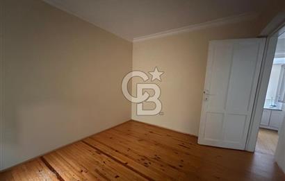 CB SMYRNA'DAN TAHSİN YAZICIDA 3+1 DENİZ MANZARALI SATILIK DAİRE