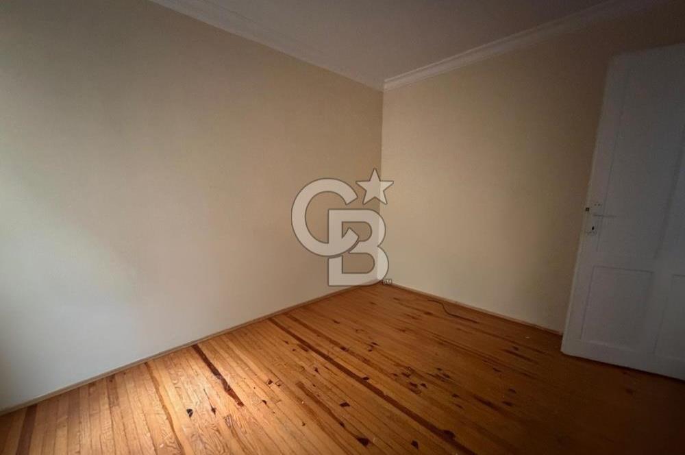 CB SMYRNA'DAN TAHSİN YAZICIDA 3+1 DENİZ MANZARALI SATILIK DAİRE