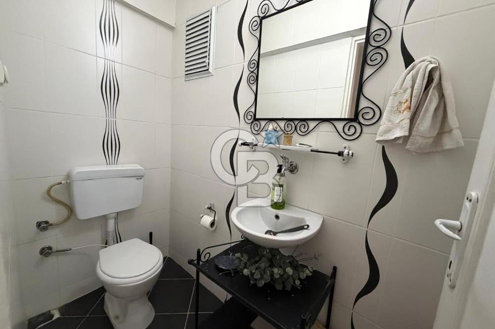 CB SMYRNA'DAN TAHSİN YAZICIDA 3+1 DENİZ MANZARALI SATILIK DAİRE