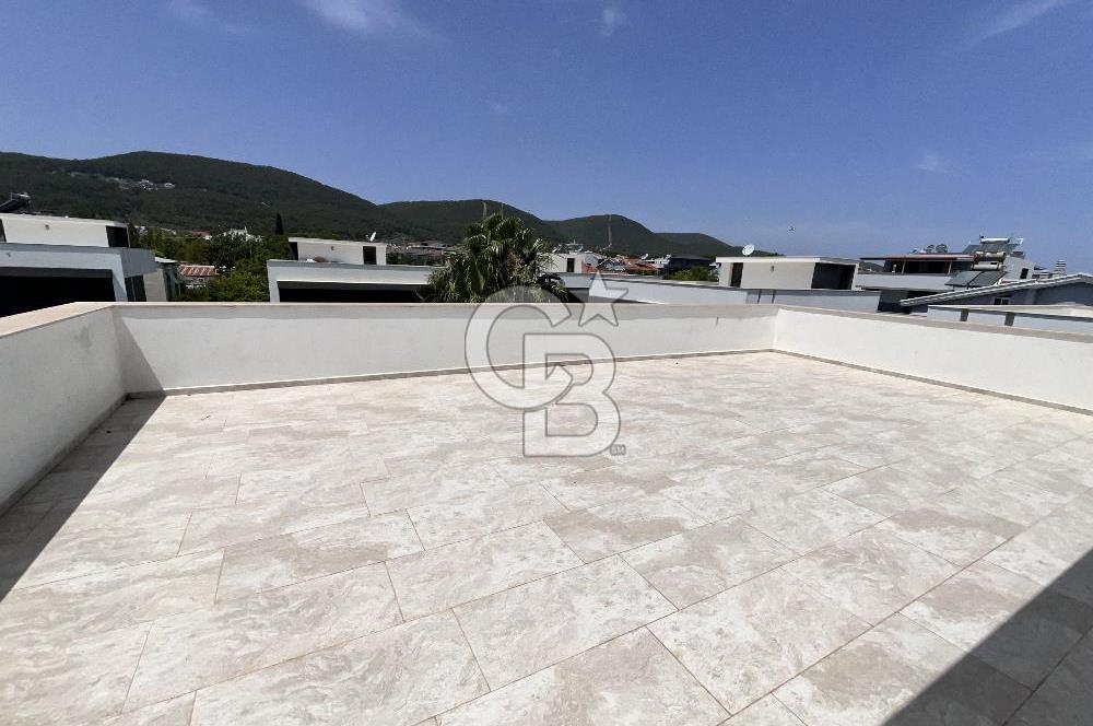 URLA ÇEŞMEALTI 3+1 SATILIK VİLLA