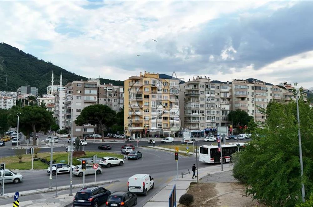 Eşsiz konumuyla her noktaya yakın kiralık 3+1