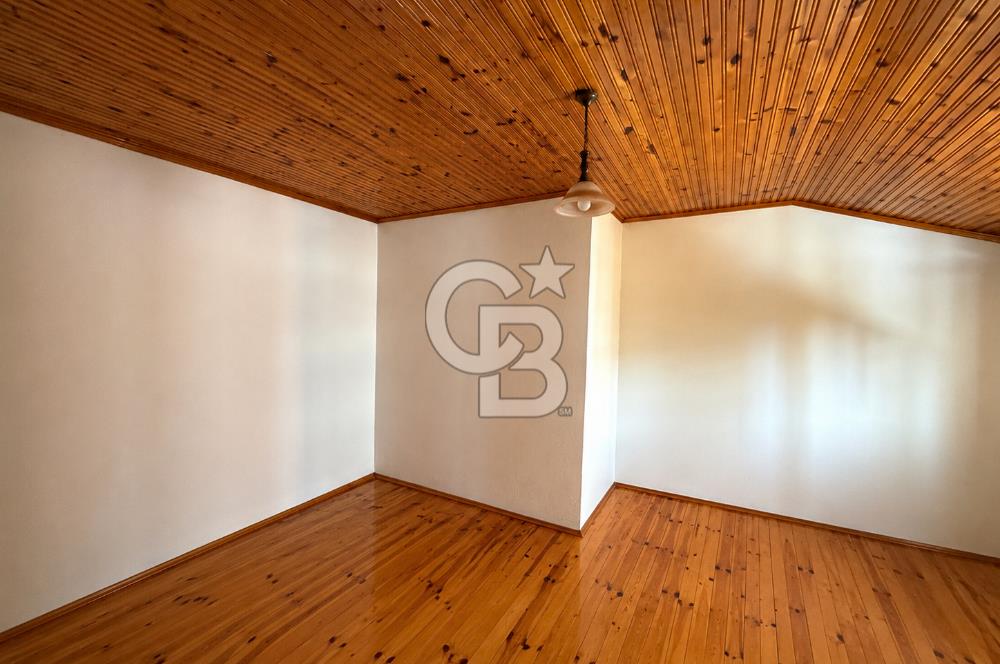 YOMRADA MERKEZİ KONUMDA SATILIK DUBLEKS DAİRE