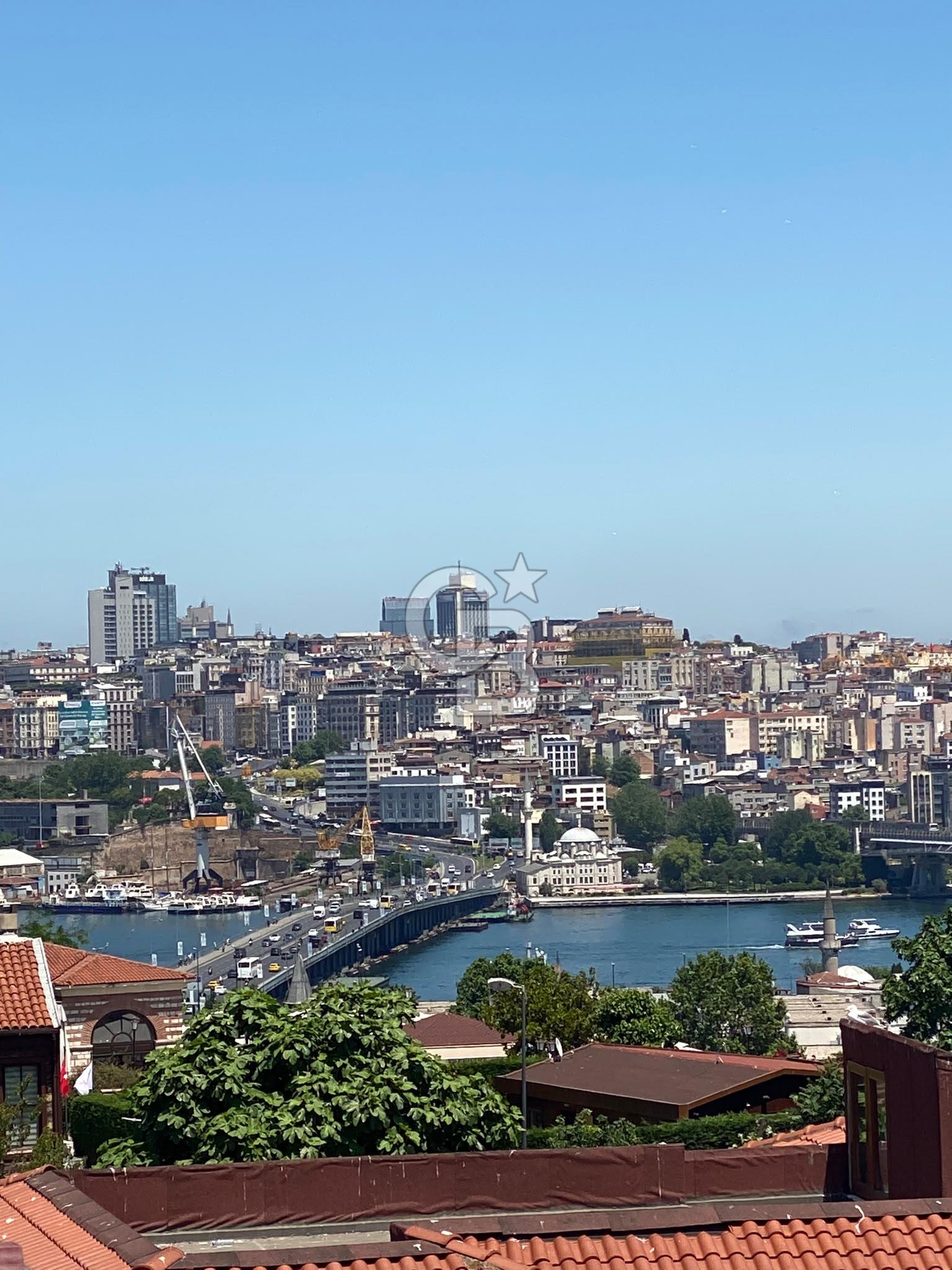 Fatih’te Deniz Manzaralı Satılık 4 Katlı bina. 