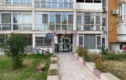 BORNOVA ÖZKANLAR'DA 2+1 FERAH FULL EŞYALI 110m2 KİRALIK DAİRE