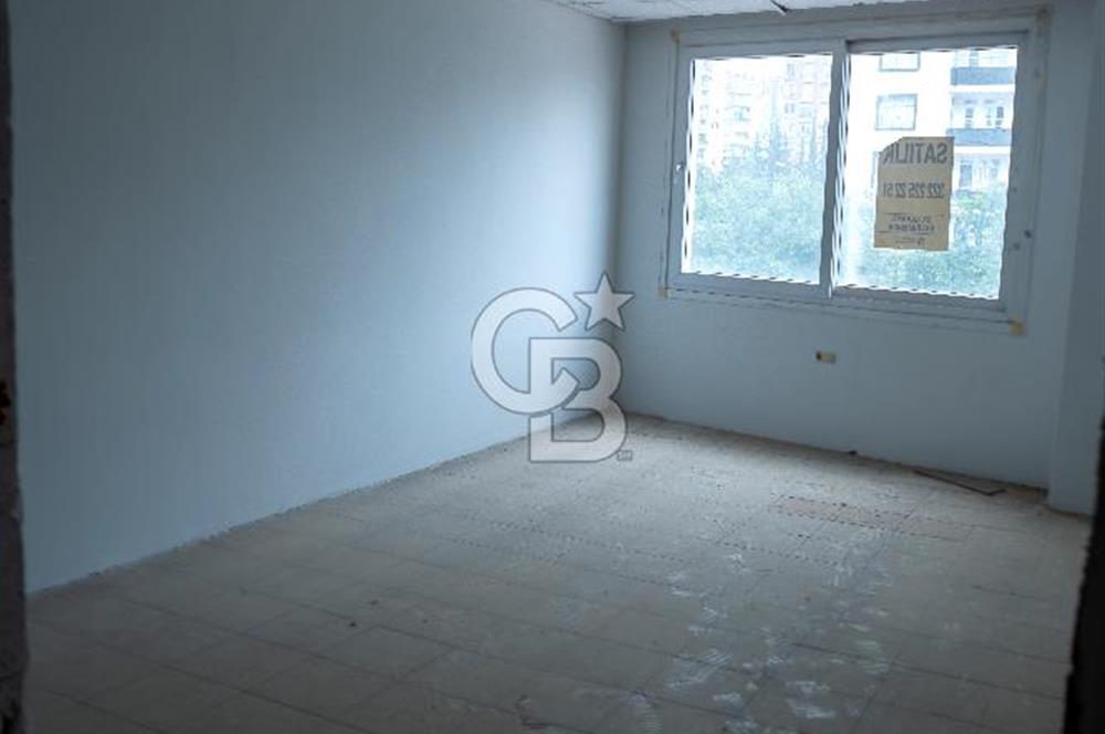 Çukurova Huzurevleri'nde Satılık 6+4 Geniş Ofis Katı
