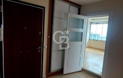 Gürselpaşa'da Kiralık 3+1 Ferah ve Manzaralı Daire
