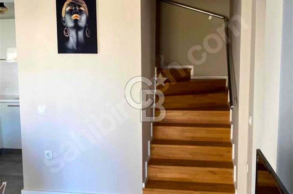 Gündoğan Çiçek Sitesi Villaları'nda Uzun Dönem Kiralık Lüks 4+1