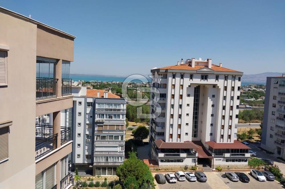 İZMİR NARLIDERE NARLI MAHALLESİNDE DENİZ MANZARALI HARİKA KONUMDA SATILIK 3+1 DAİRE