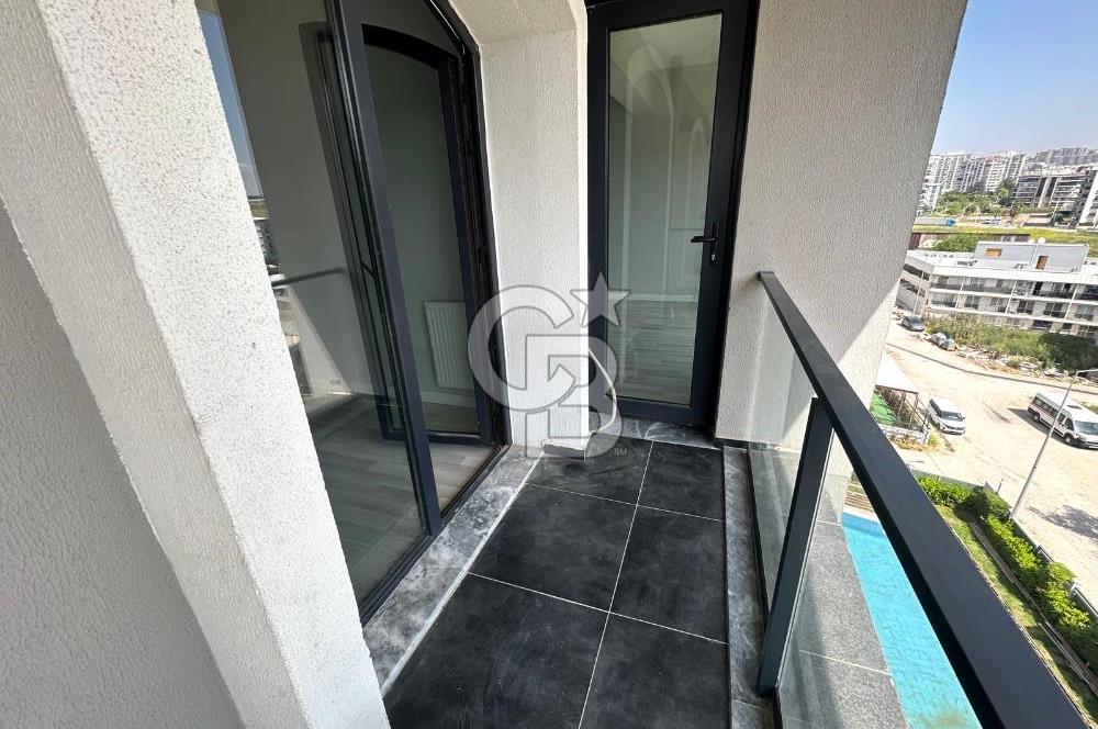 Çiğli Balatçık Park Yücesoy Havuz Manzaralı 1+1 Kiralık Daire
