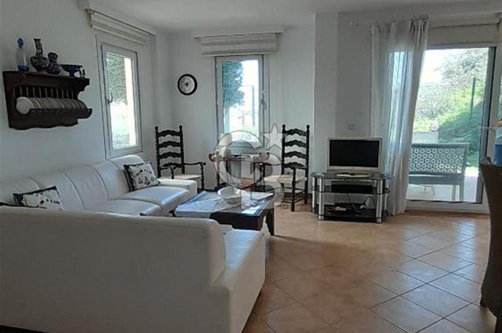 Bodrum Gündoğan Merkeze Yakın, Bahçe Kullanımlı  2+1 Daire