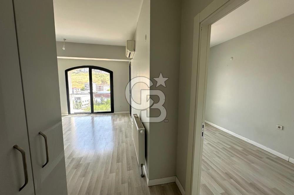 Çiğli Balatçık Park Yücesoy Havuz Manzaralı 1+1 Kiralık Daire