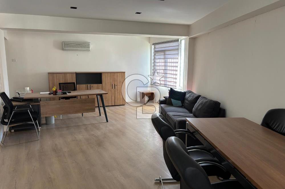 Gaziemir Akçay Caddesi Cepheli Fabrika Binası