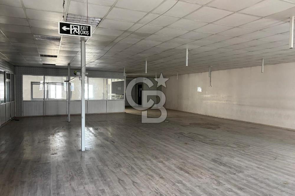 Gaziemir Akçay Caddesi Cepheli Fabrika Binası