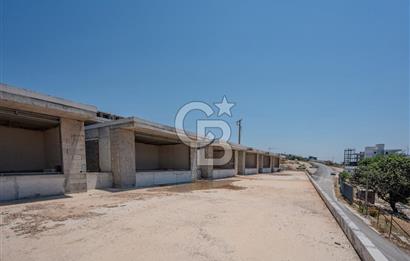 ÇEŞME VIVEN RESORT PROJESİNDE 3+1 DUBLEKS 320m2 FULL DENİZ MANZARALI SATILIK VİLLA