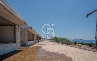 ÇEŞME VIVEN RESORT PROJESİNDE 3+1 DUBLEKS 320m2 FULL DENİZ MANZARALI SATILIK VİLLA