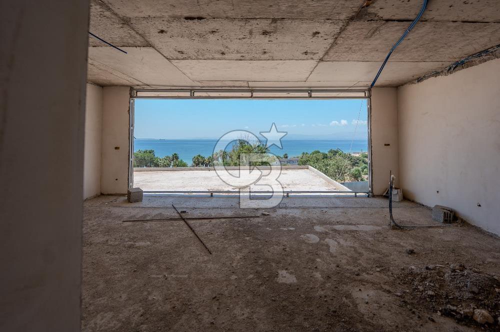ÇEŞME VIVEN RESORT PROJESİNDE 3+1 DUBLEKS 320m2 FULL DENİZ MANZARALI SATILIK VİLLA