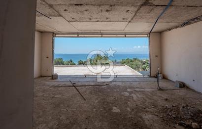 ÇEŞME VIVEN RESORT PROJESİNDE 3+1 DUBLEKS 320m2 FULL DENİZ MANZARALI SATILIK VİLLA