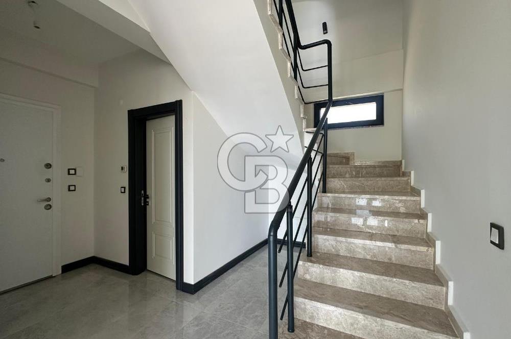 ÇANAKKALE KARACAÖREN SİTE İÇİNDE TAM MÜSTAKİL BAHÇELİ 4+1 VİLLA