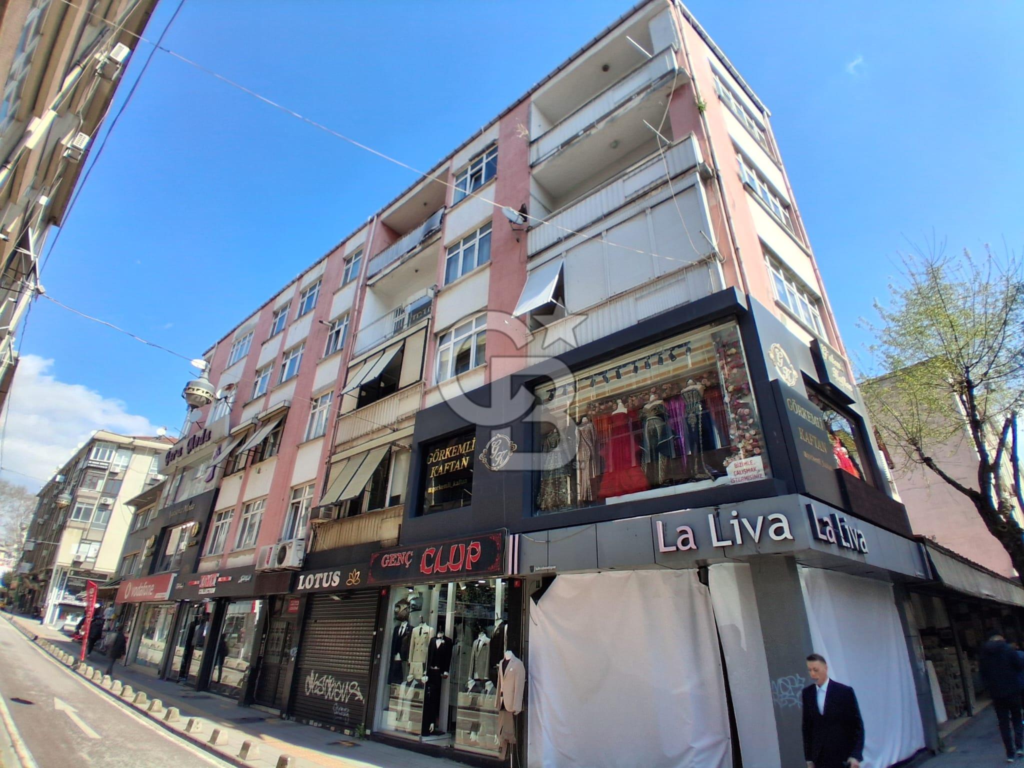 Pendik Batı mah çarşı satılık 115 m2 net 3+1 aydınlık daire