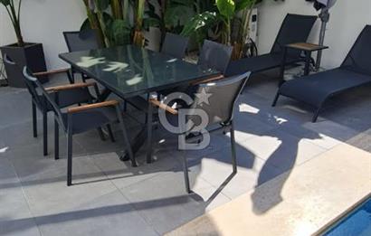 Çeşme Merkez de Kiralık Villa 