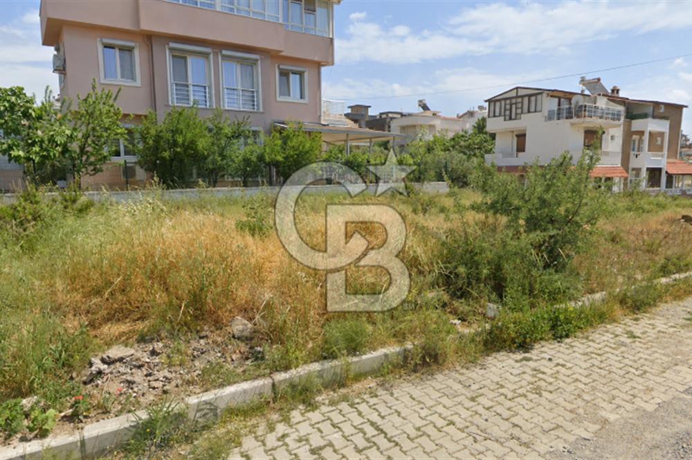 Seferihisar Akarca'da Satılık Köşe Arsa