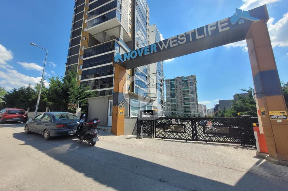 NOVER WESTLİFE KÖŞE CEPHE MERKEZİ ÖNÜ AÇIK LOKASYON 2+1