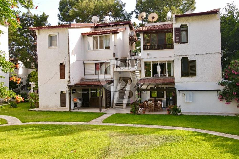 Aktur Kurucabük'te Satılık Denize Sıfır Menekşe