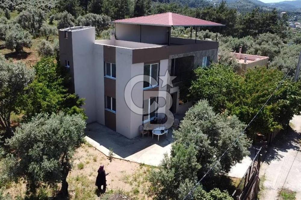 kemalpaşa müstakil tapu 837 m2 hayvan damı da bulunan bahçeli villa 