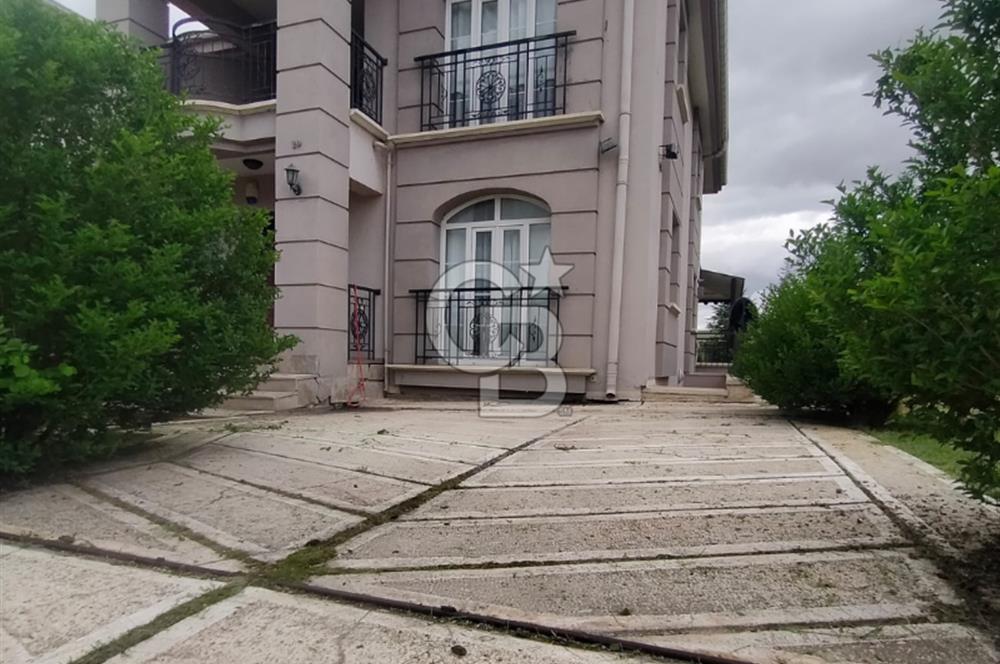 Ankara Lalahanda Muhteşem Bahçeli Özel Tasarım Lüks Villa