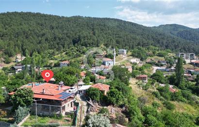 ÇANAKKALE TOLUKLAR KÖYÜ, KAZ DAĞLARI YAMACINDA SATILIK TAŞ EV