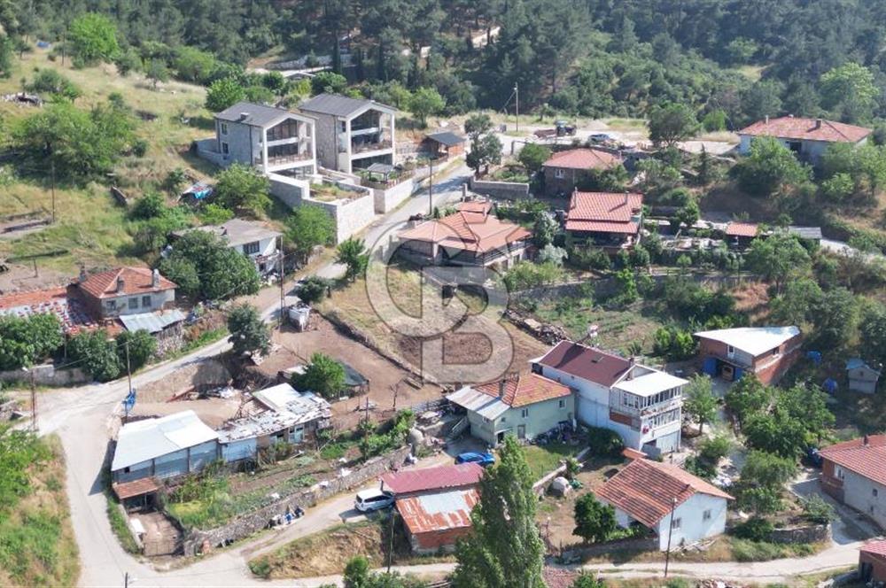 ÇANAKKALE TOLUKLAR KÖYÜ, KAZ DAĞLARI YAMACINDA SATILIK TAŞ EV