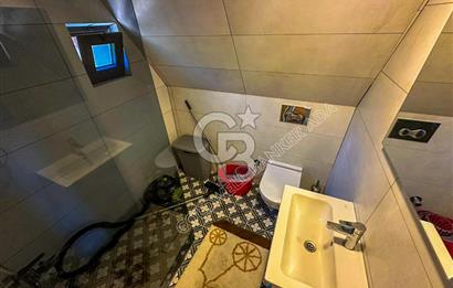 İZMİR GÖKÇEALANDA 9 DÖNÜM DOĞA İÇERİSİNDE SATILIK ÇİFTLİK EVİ