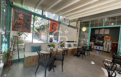 Bornovada İşlek Konumda Hazır Devren Kiralık Kafe