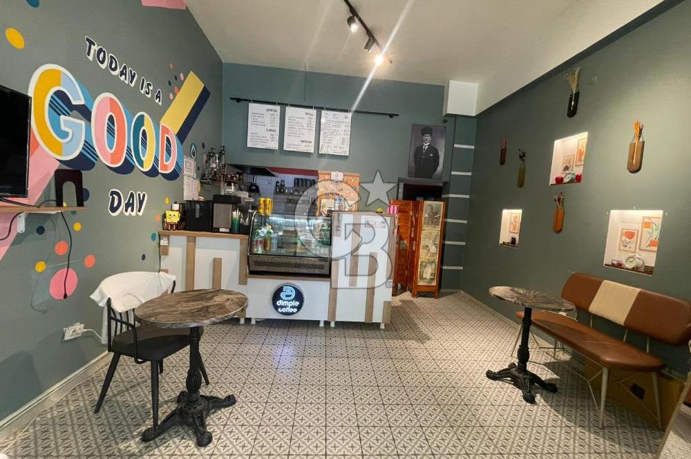 Bornovada İşlek Konumda Hazır Devren Kiralık Kafe
