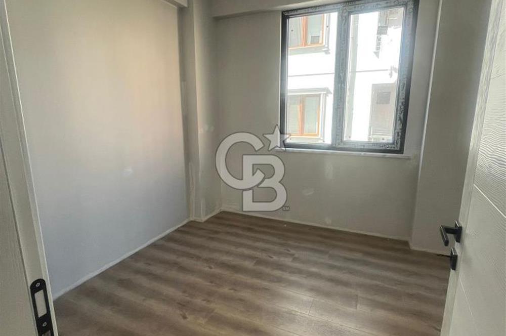 KUMBAŞI'NDA DENİZE YÜRÜME MESAFESİNDE SATILIK 2+1 DAİRE