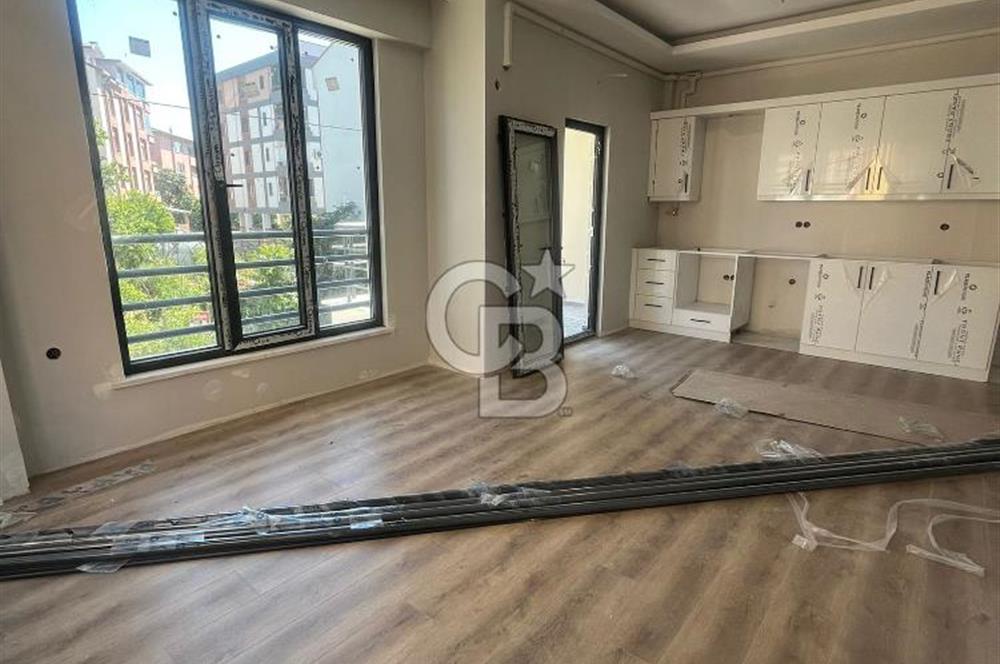 KUMBAŞI'NDA DENİZE YÜRÜME MESAFESİNDE SATILIK 2+1 DAİRE