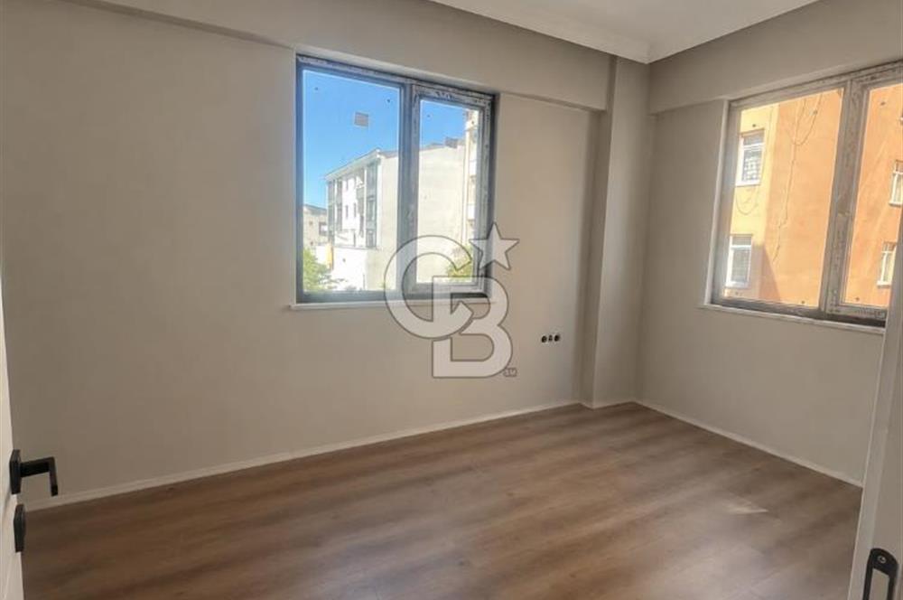 KUMBAŞI'NDA DENİZE YÜRÜME MESAFESİNDE SATILIK 2+1 DAİRE