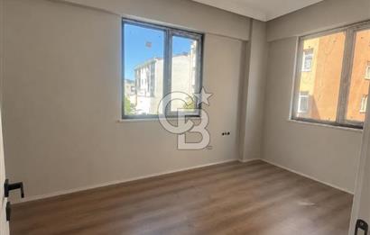 KUMBAŞI'NDA DENİZE YÜRÜME MESAFESİNDE SATILIK 2+1 DAİRE